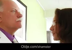 جوانان بزرگ sexبا دکتر ناروتو Cosplay