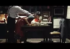 MILF در لاتکس دوربین مخفی سکس دکتر سیاه - ANAL شدید و صورت